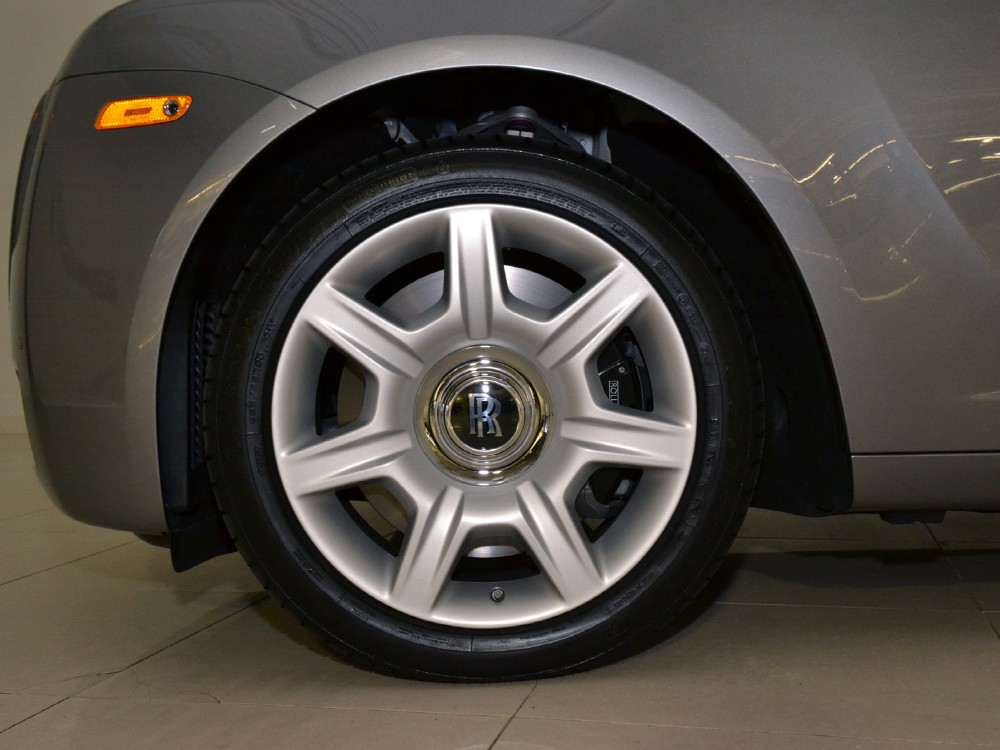 2011 Rolls-Royce Ghost Image 4