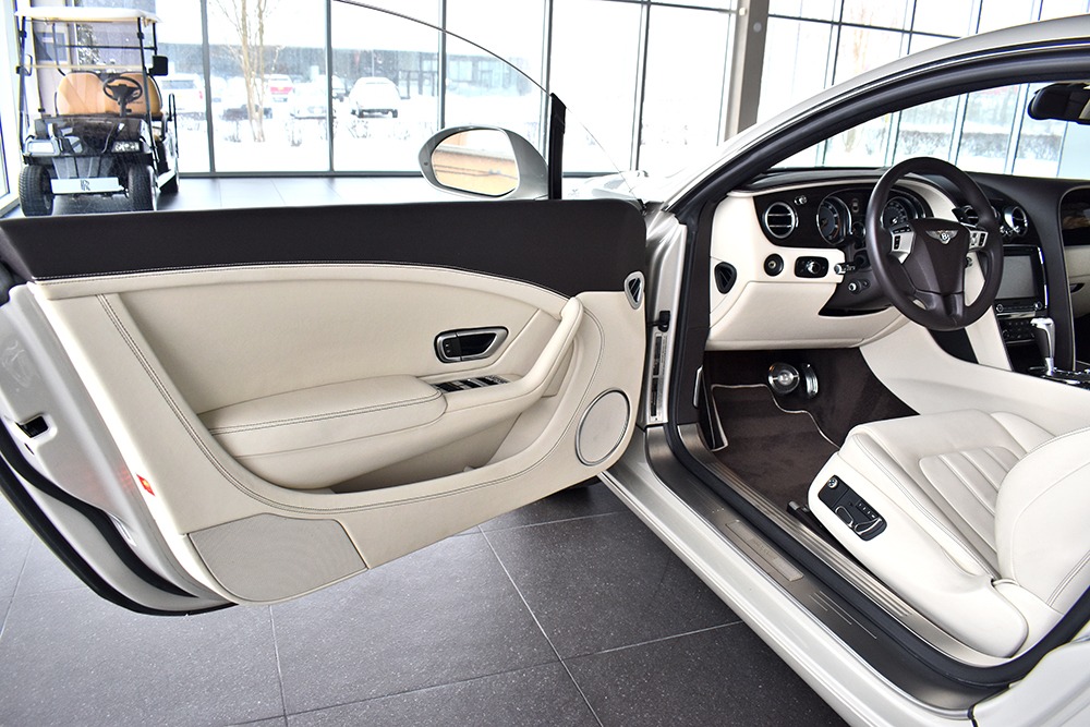 2012 Bentley Continental GT Image 5