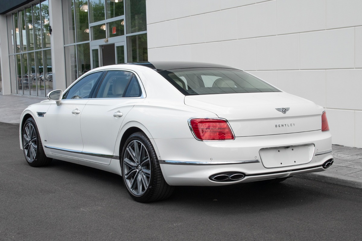 2021 Bentley Flying Spur V8 Image 3