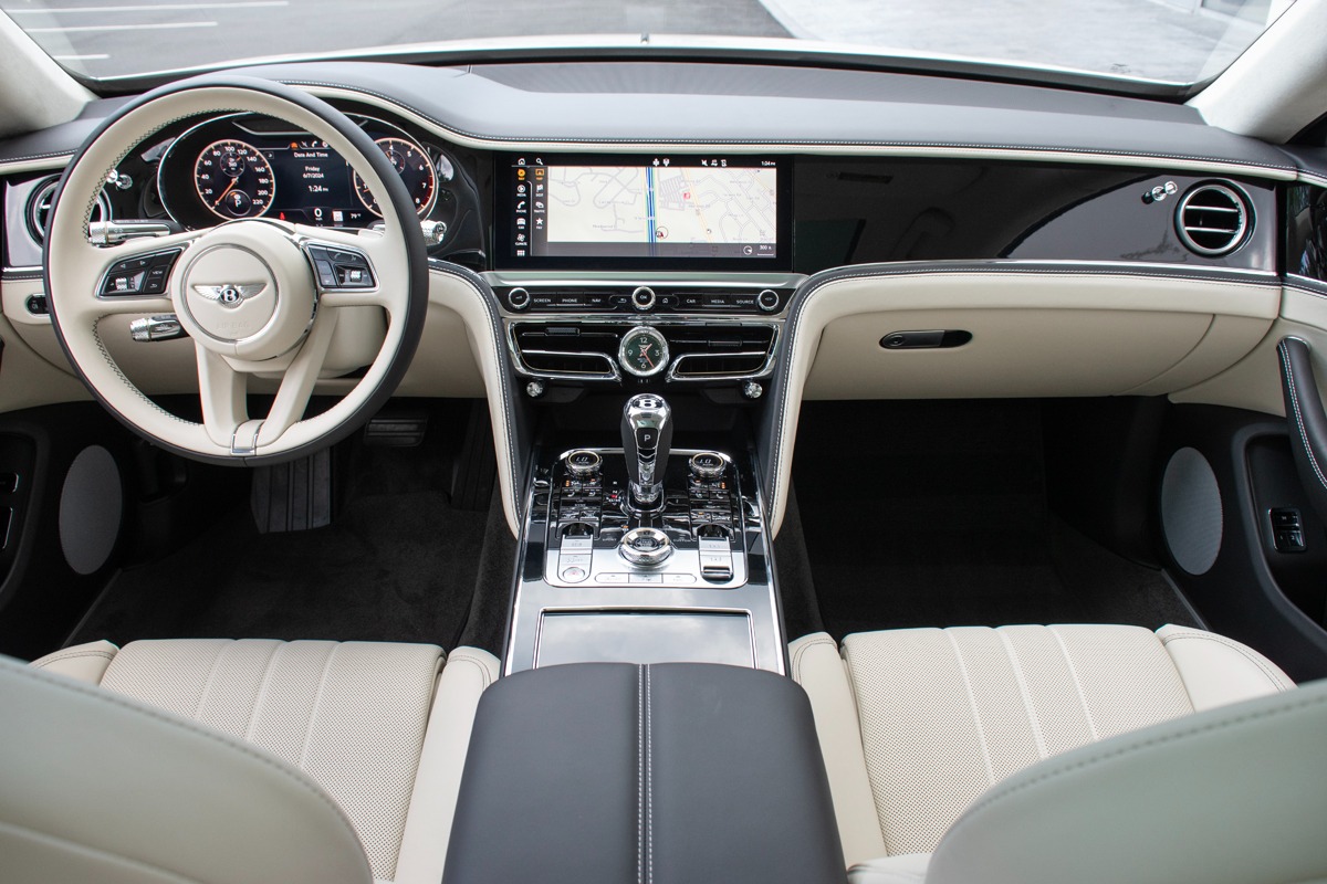 2021 Bentley Flying Spur V8 Image 4