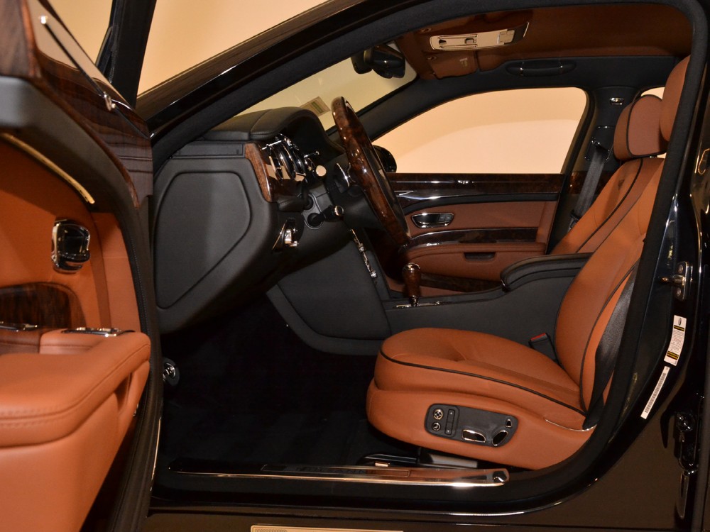 2012 Bentley Mulsanne Image 13