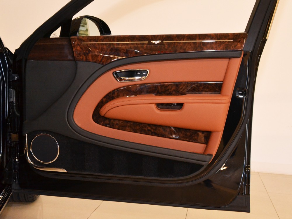 2012 Bentley Mulsanne Image 25