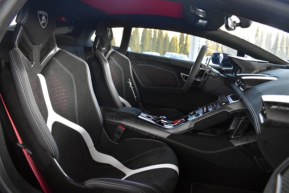 2018 Lamborghini Huracan Image 4