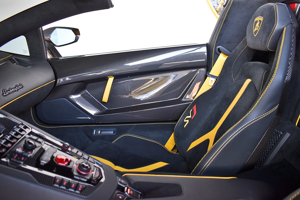 2020 Lamborghini Aventador SVJ Roadster Image 6