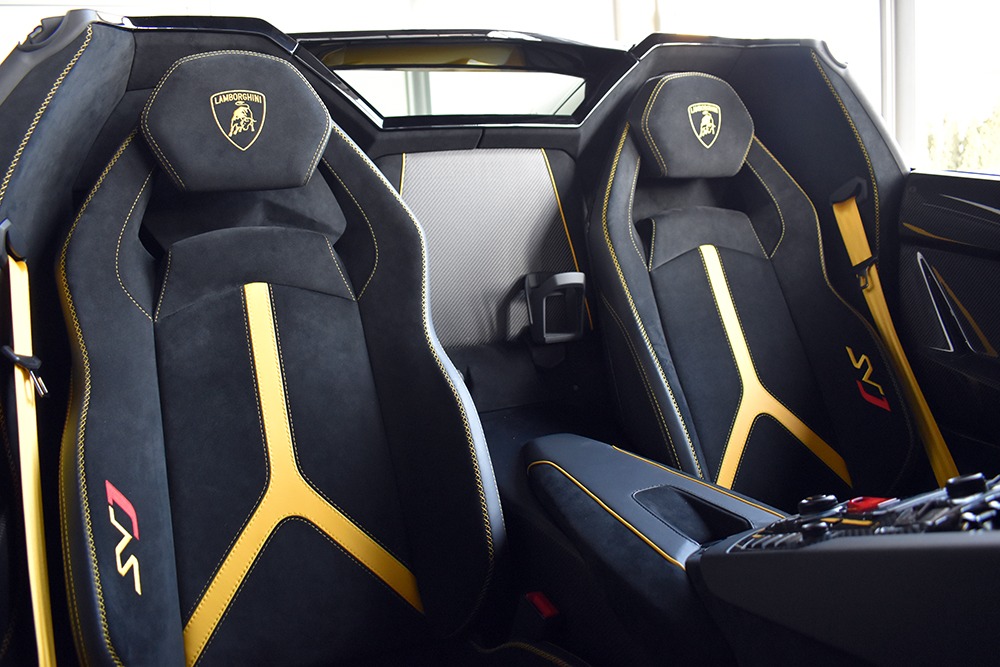 2020 Lamborghini Aventador SVJ Roadster Image 7