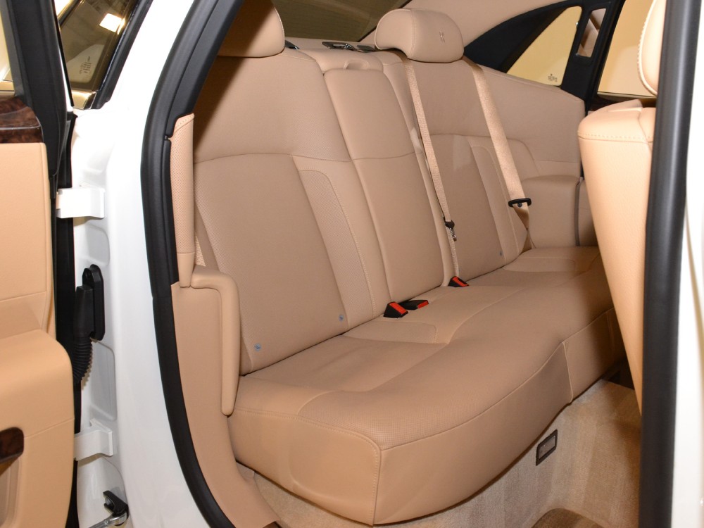 2011 Rolls-Royce Ghost Image 22