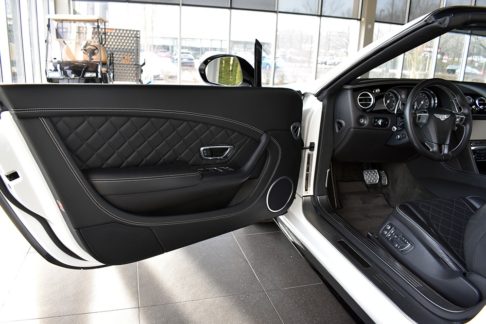 2016 Bentley Continental GT V8 S Convertible Image 6