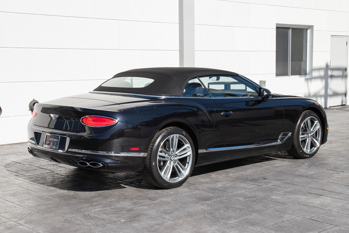 2021 Bentley Continental Convertible Image 19