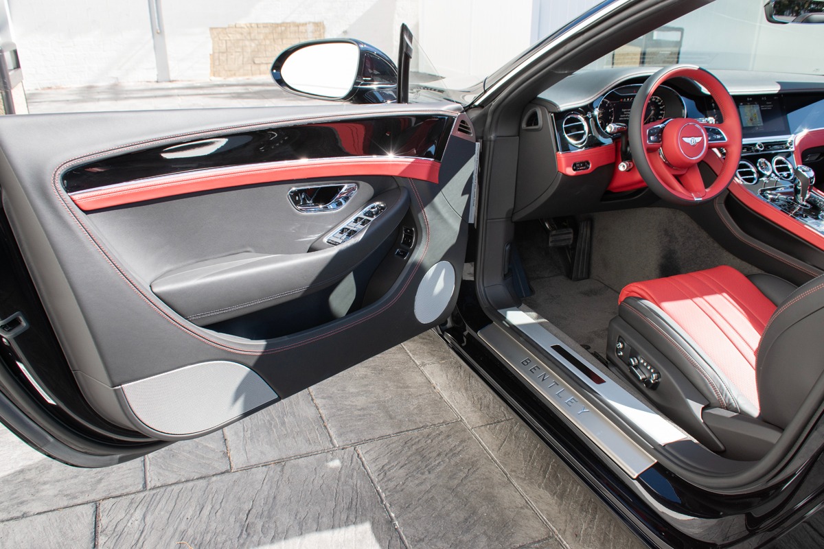 2021 Bentley Continental Convertible Image 9