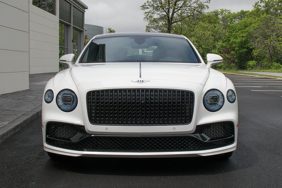 2021 Bentley Flying Spur Image 10