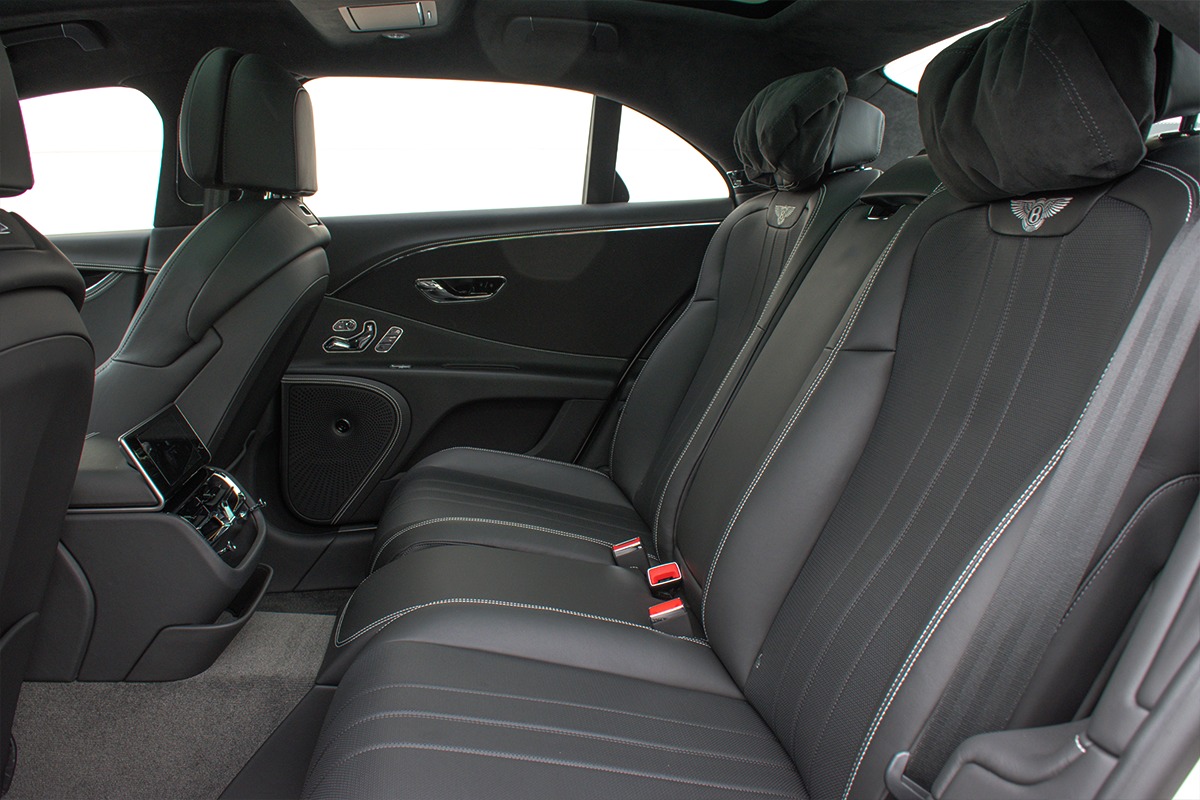 2021 Bentley Flying Spur Image 12