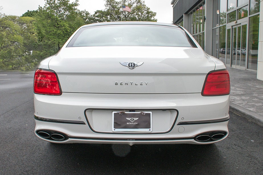 2021 Bentley Flying Spur Image 21