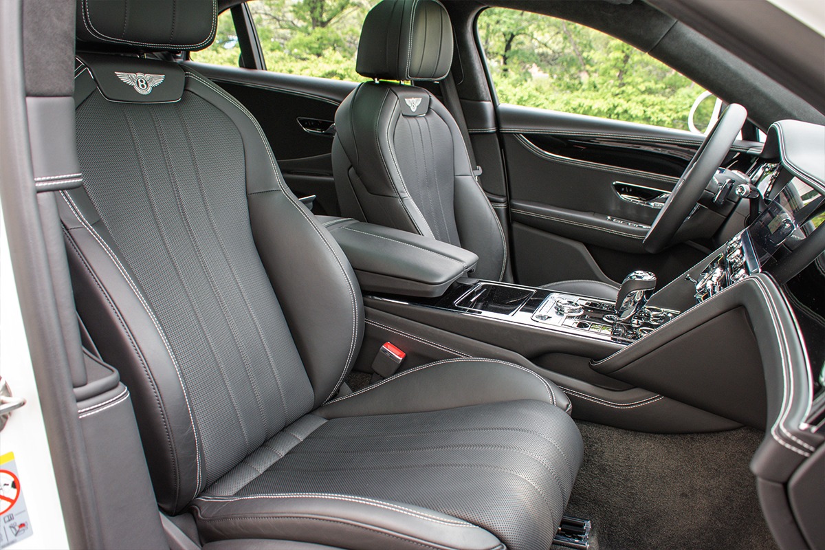 2021 Bentley Flying Spur Image 8