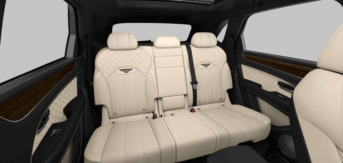 2021 Bentley Bentayga V8 Image 6