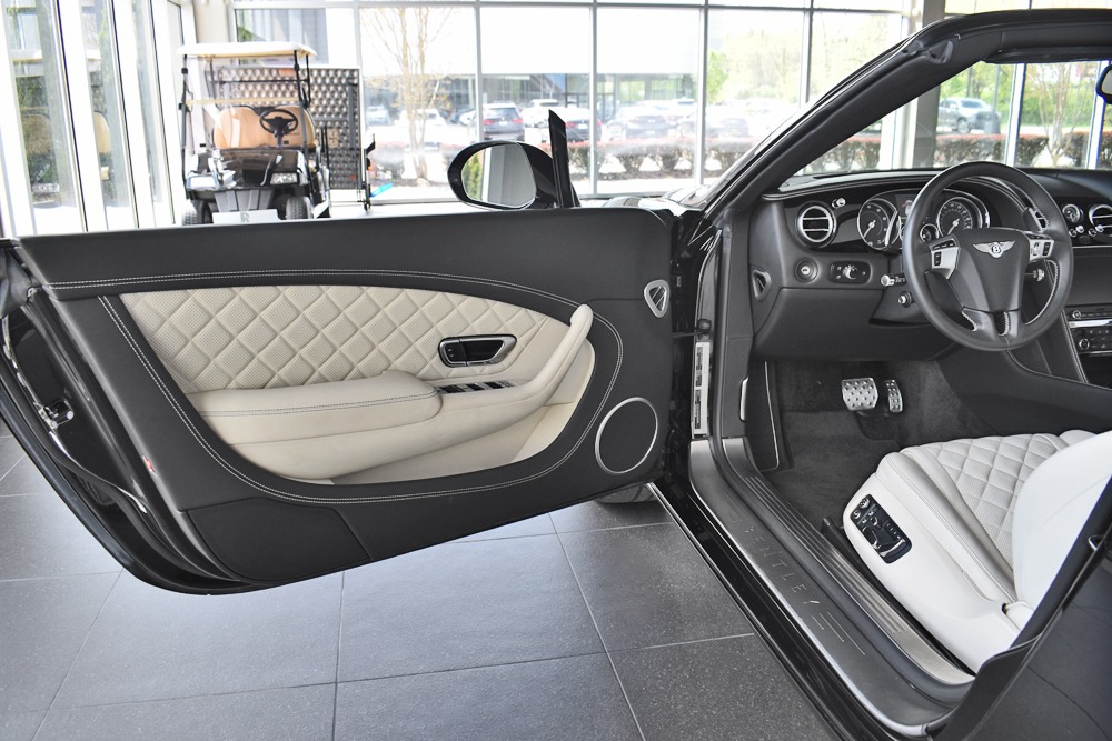 2016 Bentley Continental GT V8 Convertible Image 8