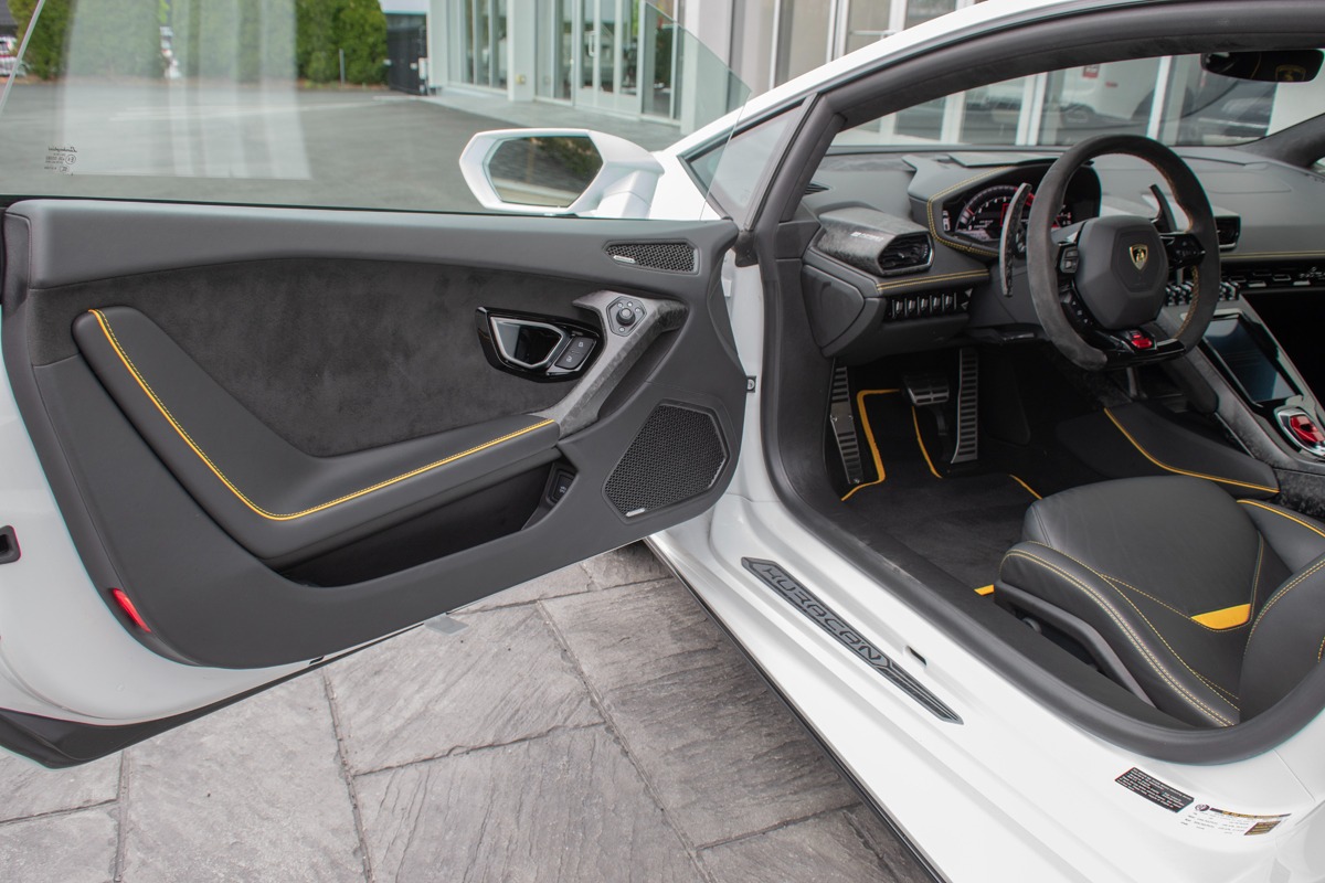 2021 Lamborghini Huracan Image 5