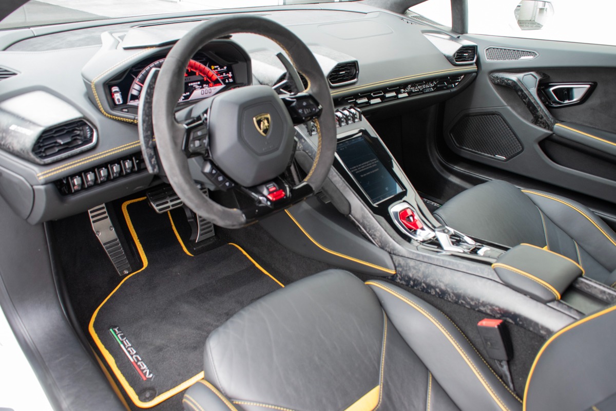 2021 Lamborghini Huracan Image 6