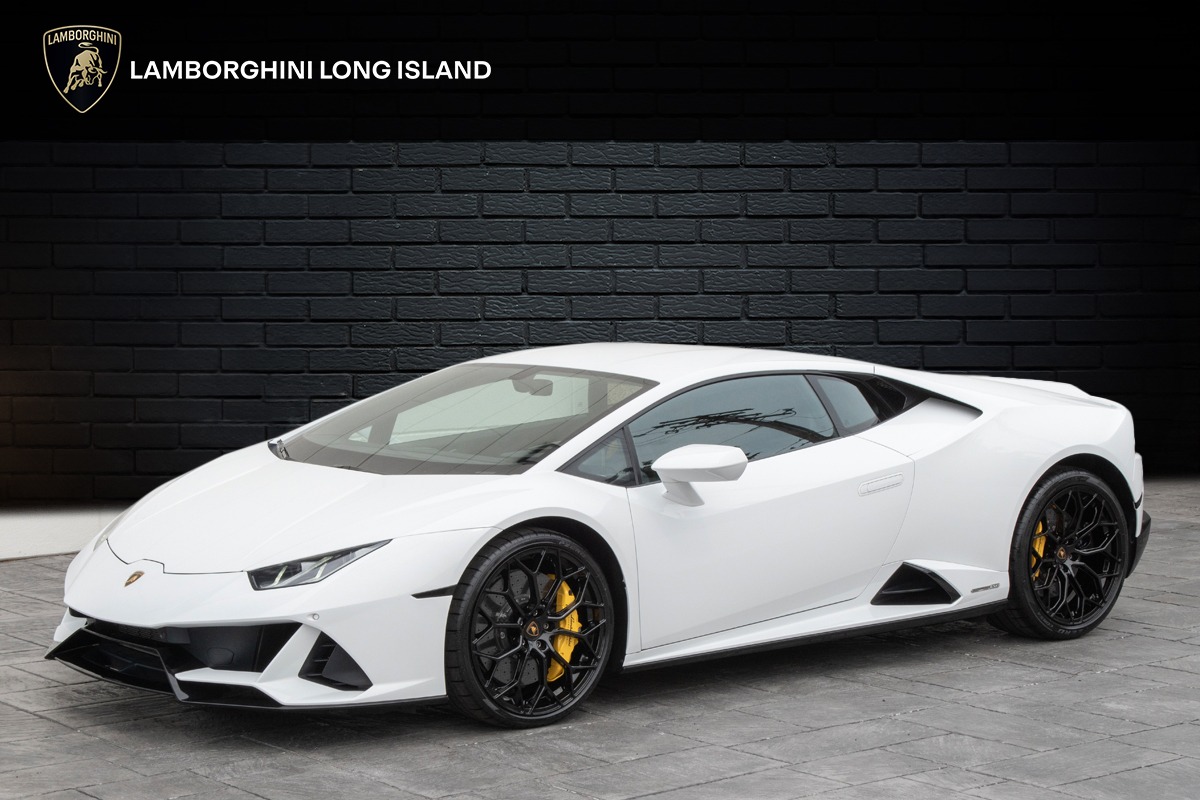 2021 Lamborghini Huracan Image 1