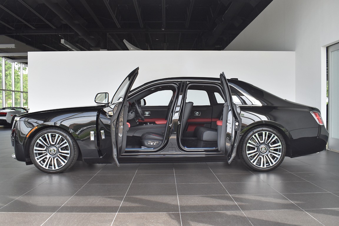 2021 Rolls-Royce Ghost Image 6