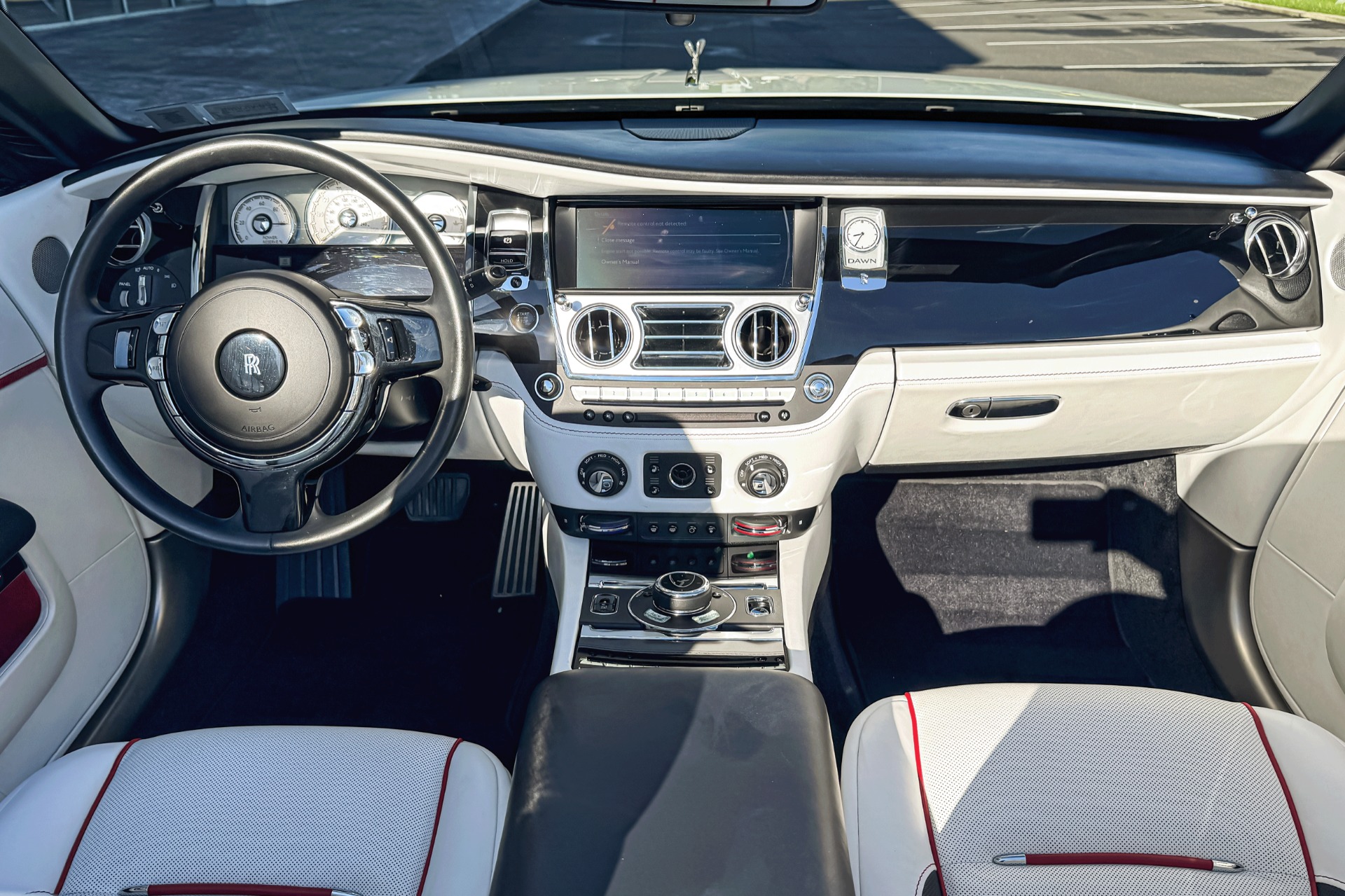 2021 Rolls-Royce Dawn Image 4