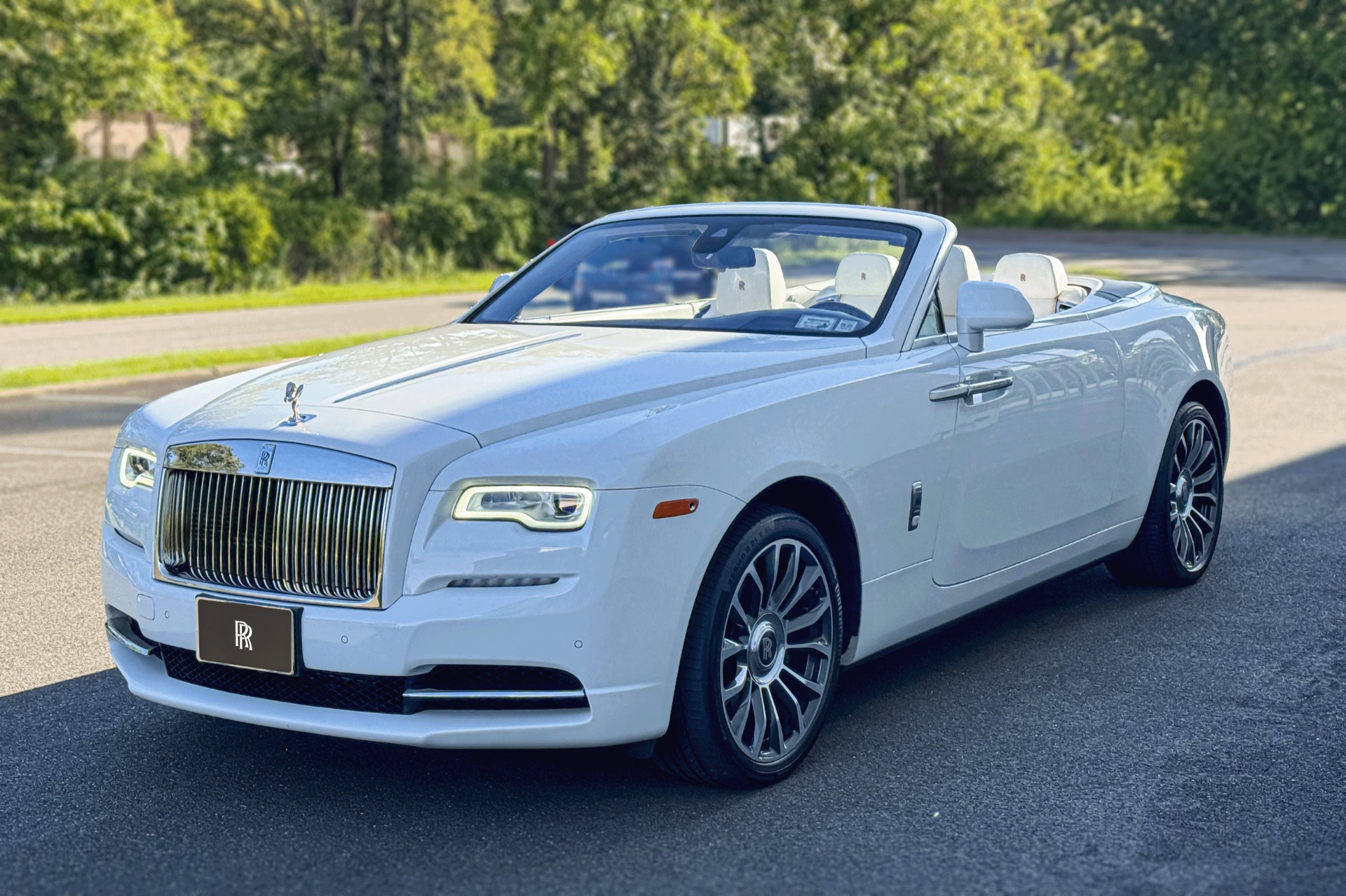 2021 Rolls-Royce Dawn Image 7