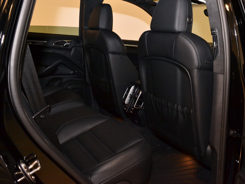 2012 Porsche Cayenne Image 21