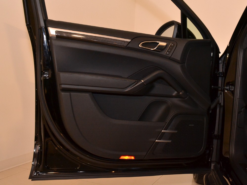 2012 Porsche Cayenne Image 22