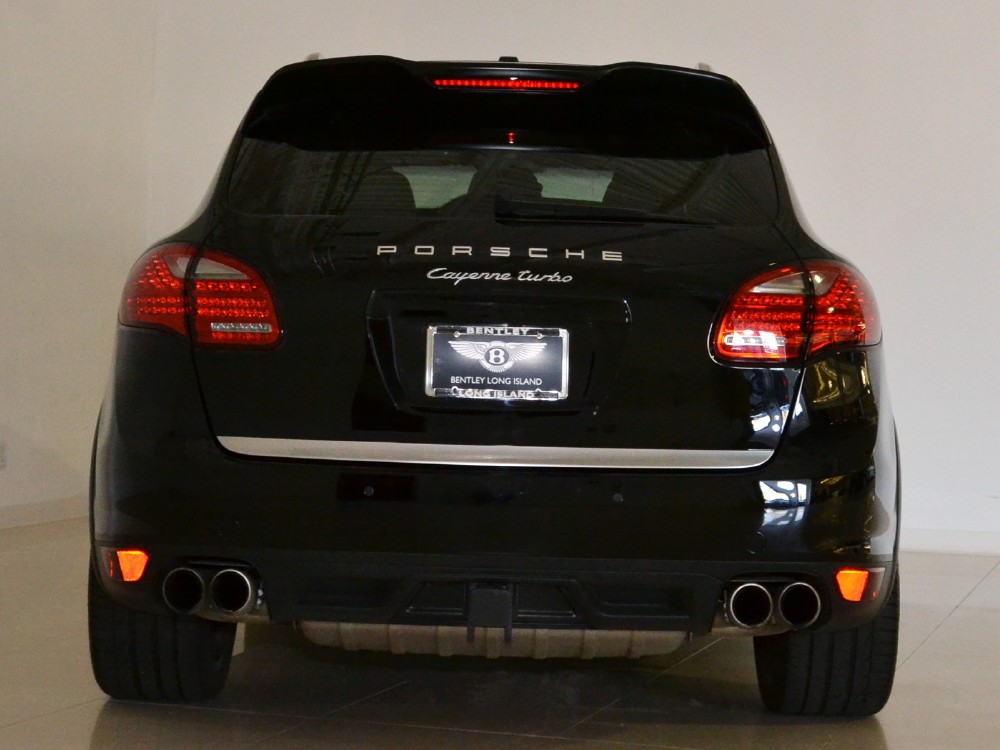 2012 Porsche Cayenne Image 8