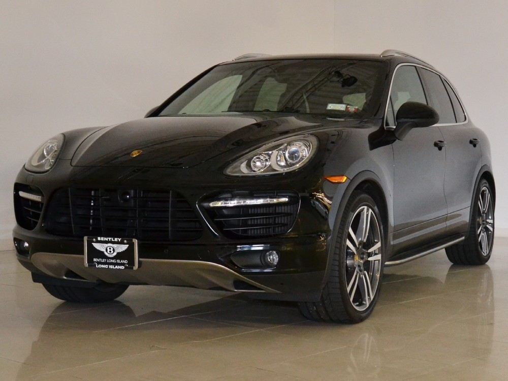 2012 Porsche Cayenne Image 1