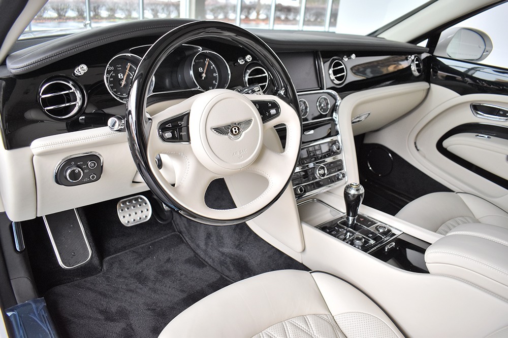 2020 Bentley Mulsanne Image 3