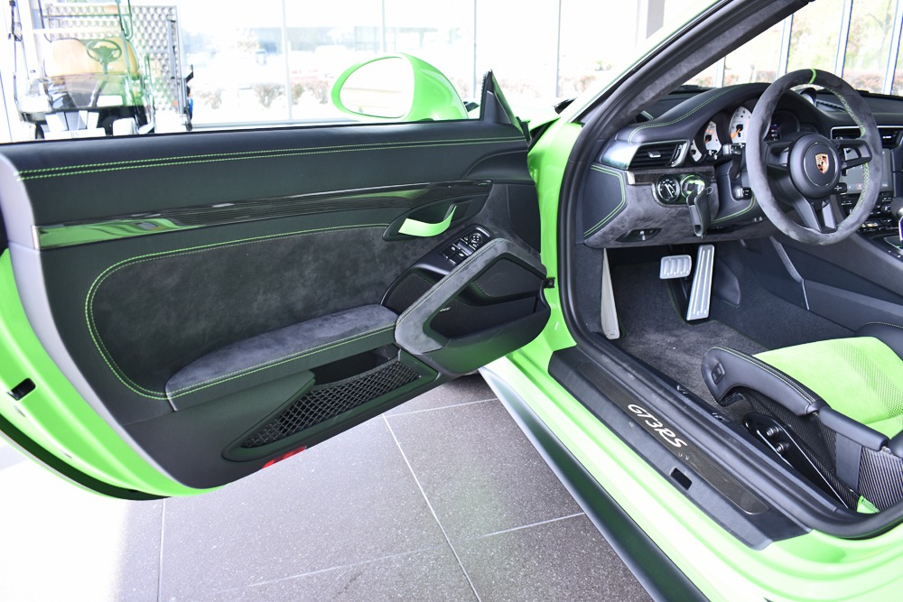 2019 Porsche 911 Image 6