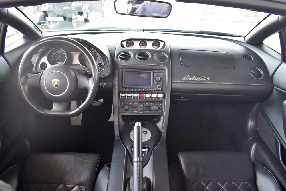 2010 Lamborghini Gallardo Image 8