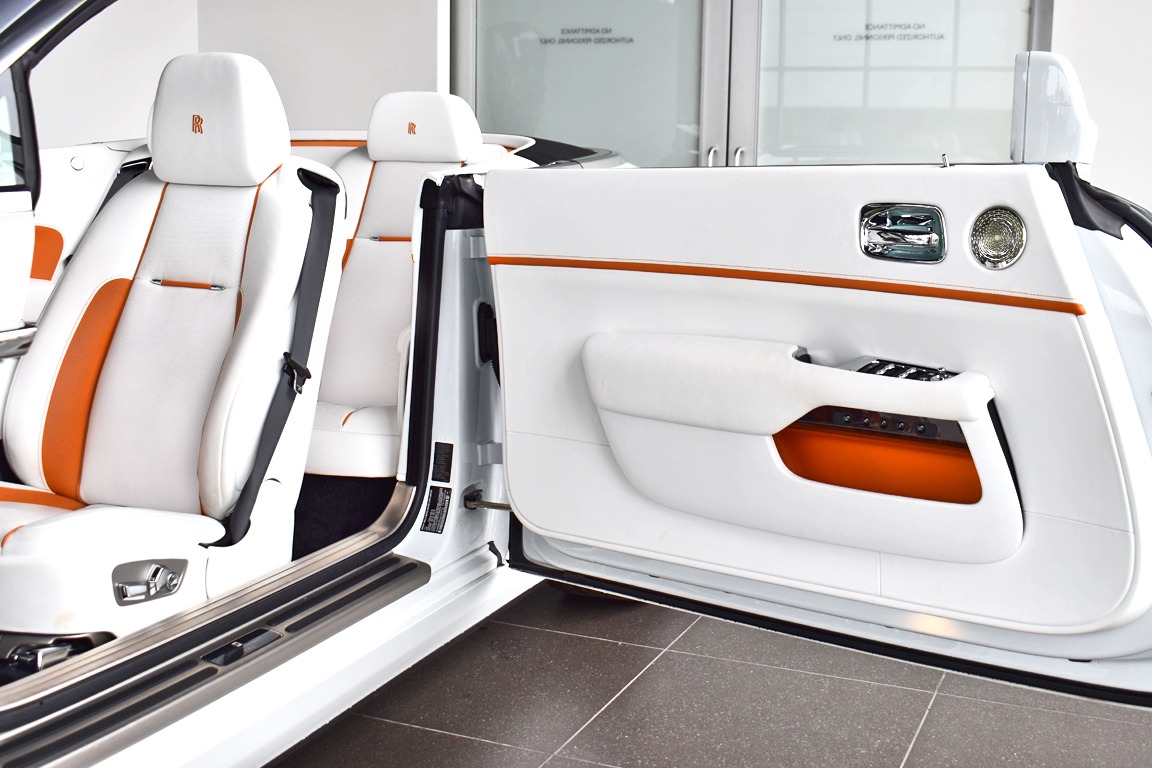 2018 Rolls-Royce Dawn Image 14