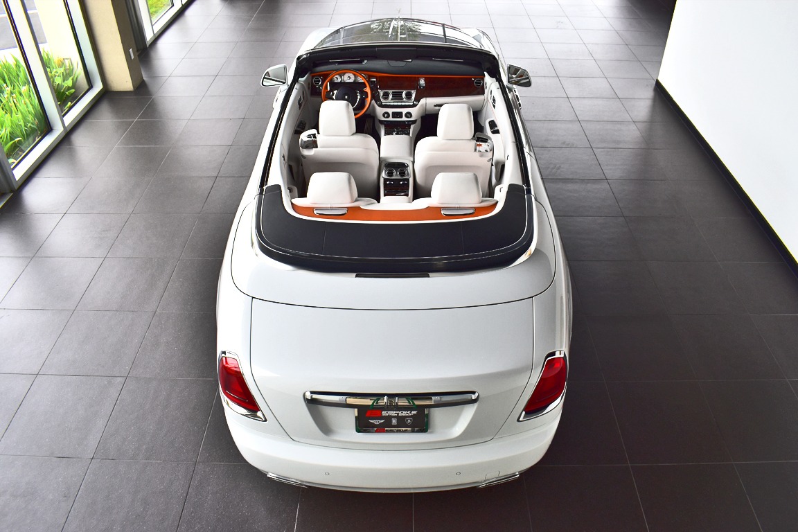 2018 Rolls-Royce Dawn Image 17