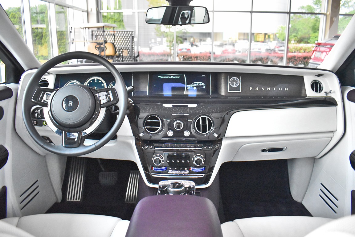 2018 Rolls-Royce Phantom Image 9