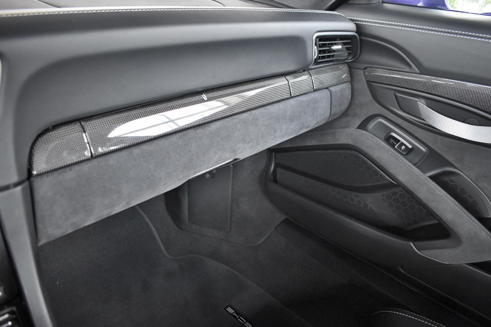 2016 Porsche 911 Image 10