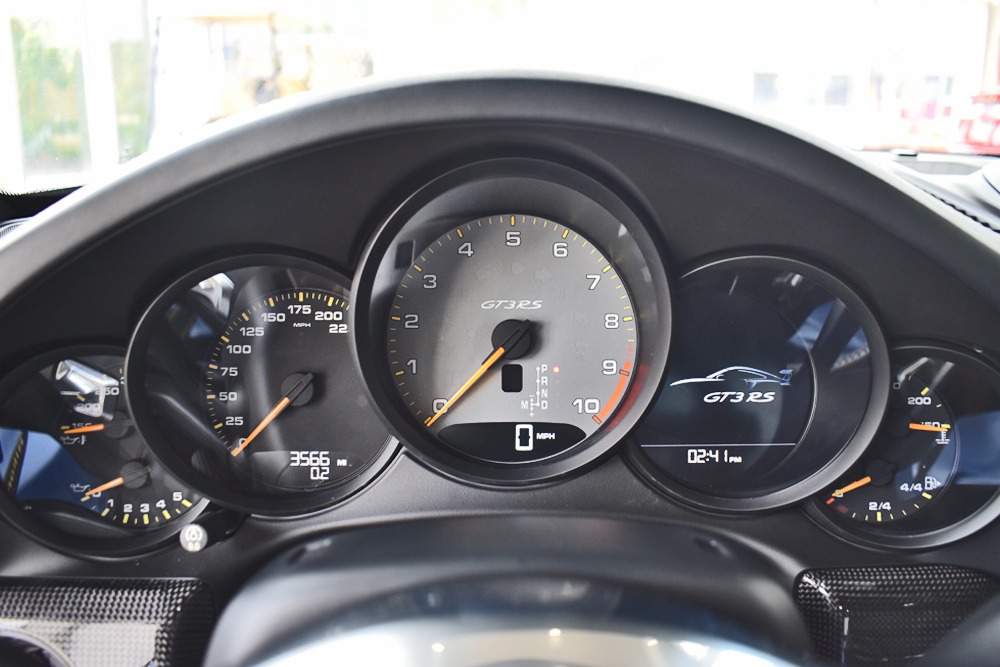 2016 Porsche 911 Image 8