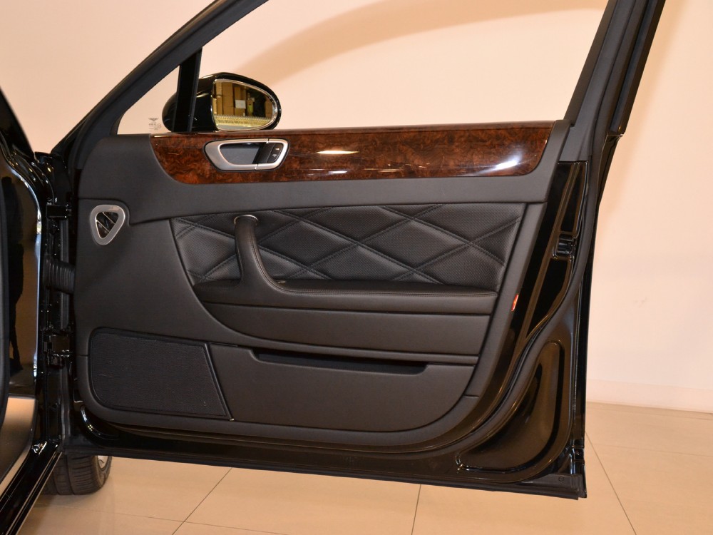 2008 Bentley Continental Flying Spur Image 24