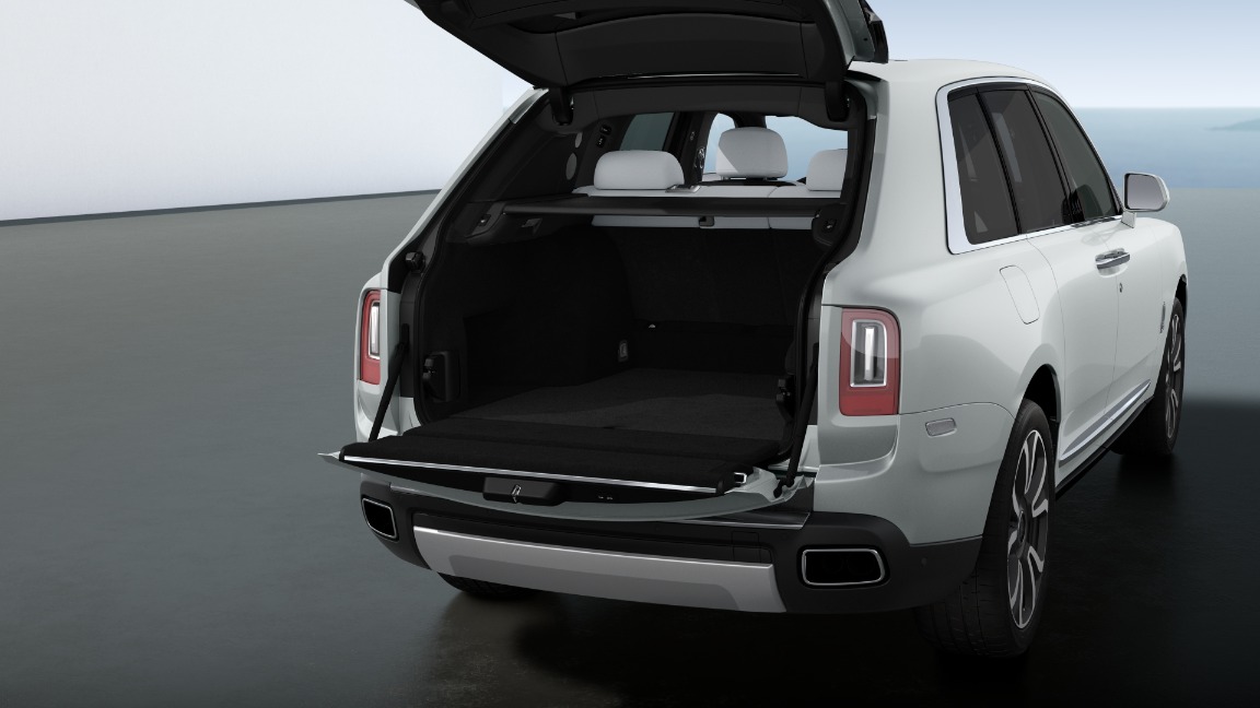 2022 Rolls-Royce Cullinan Image 8