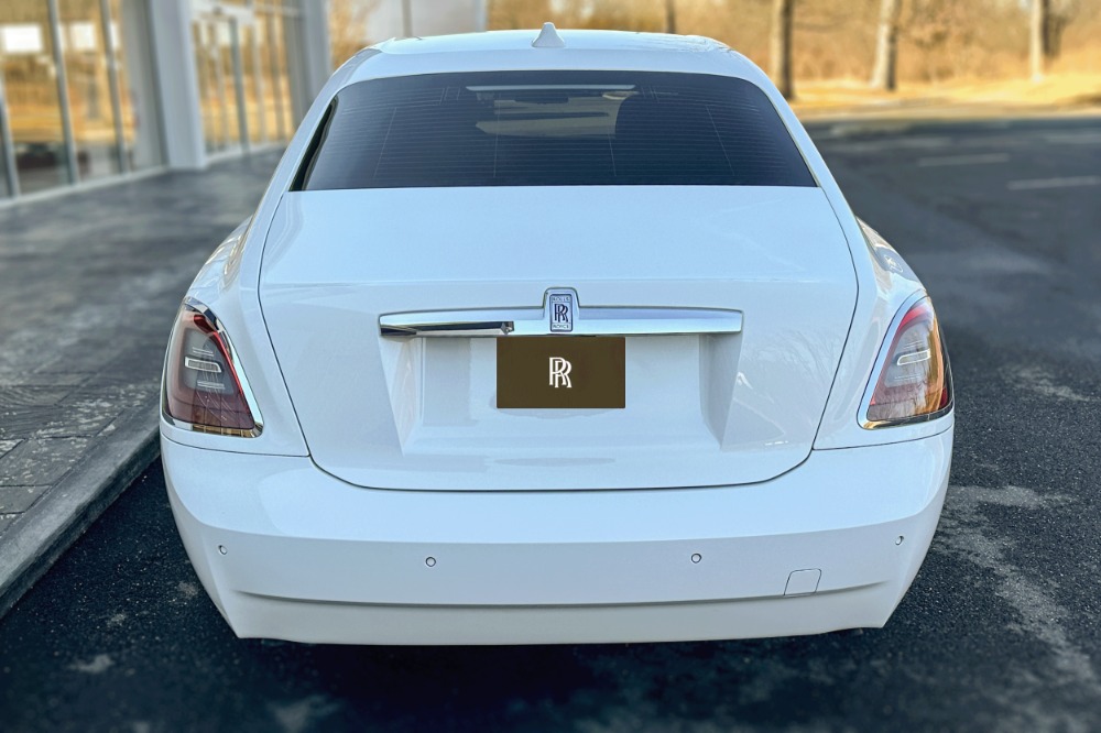 2022 Rolls-Royce Ghost Image 17