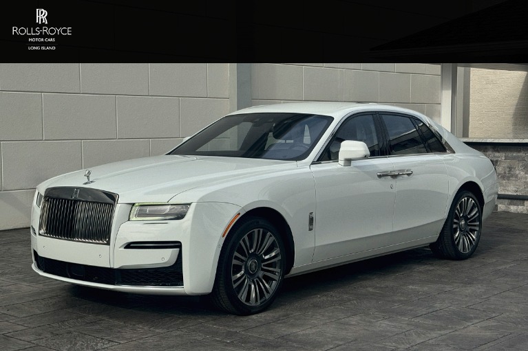 2022 Rolls-Royce Ghost Base's photo