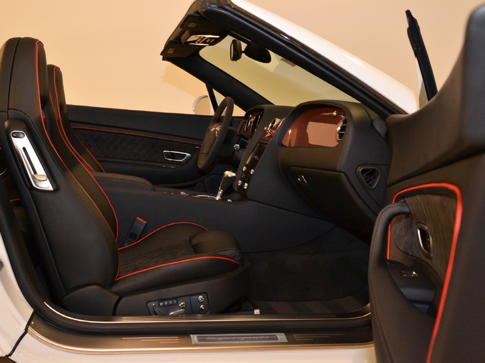 2012 Bentley Continental Supersports Convertible Image 26