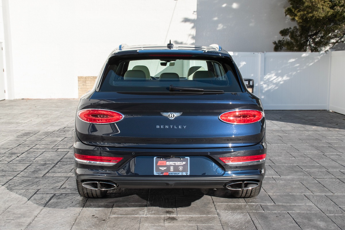 2021 Bentley Bentayga V8 Image 13