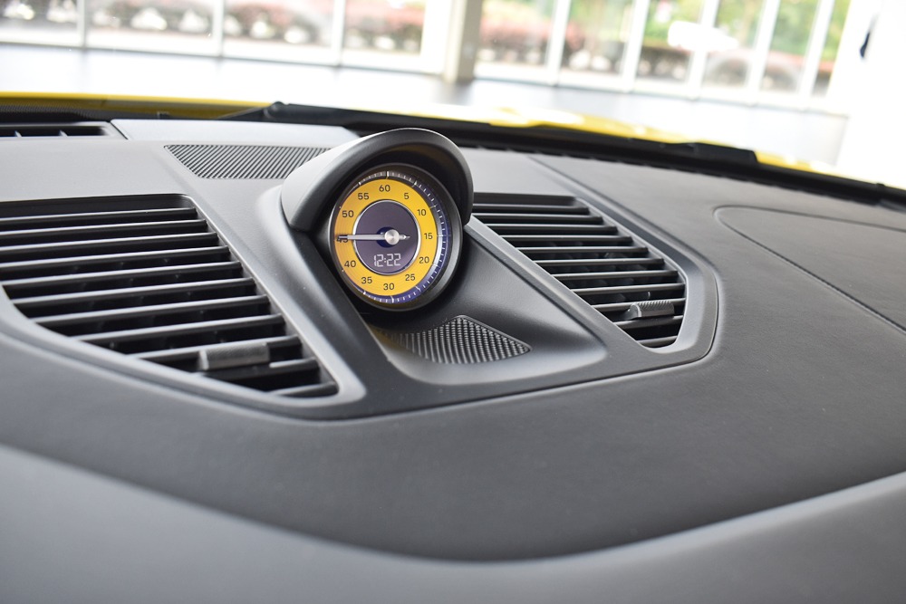 2021 Porsche 911 Image 16