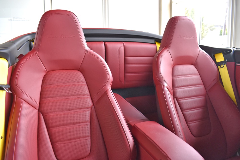 2021 Porsche 911 Image 9