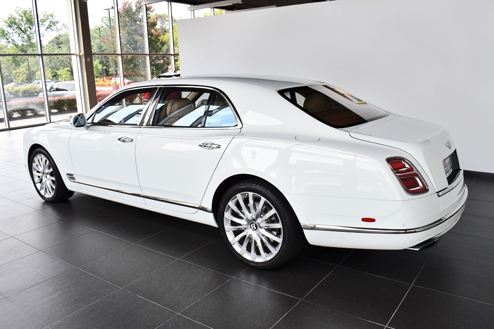 2017 Bentley Mulsanne Image 2