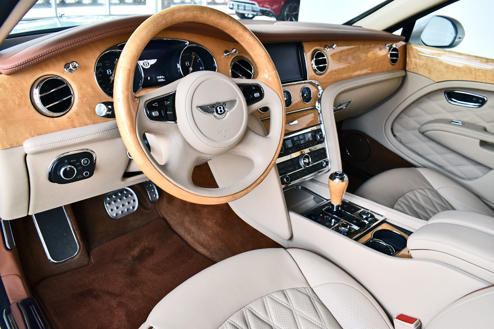2017 Bentley Mulsanne Image 3