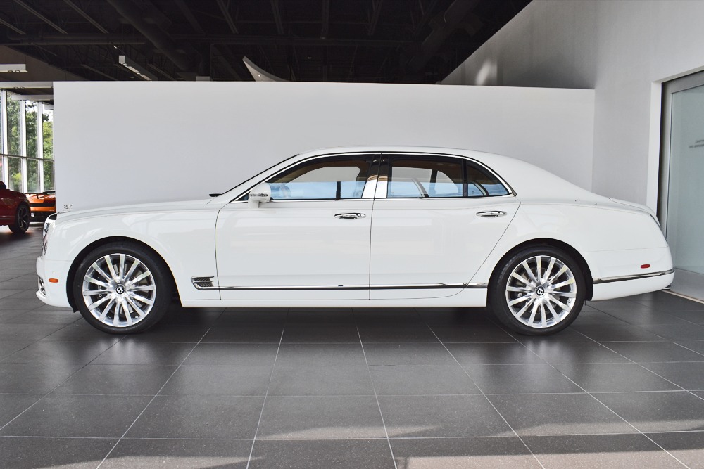 2017 Bentley Mulsanne Image 5