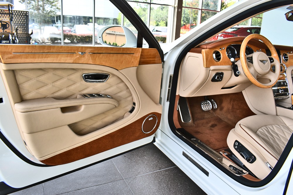 2017 Bentley Mulsanne Image 6