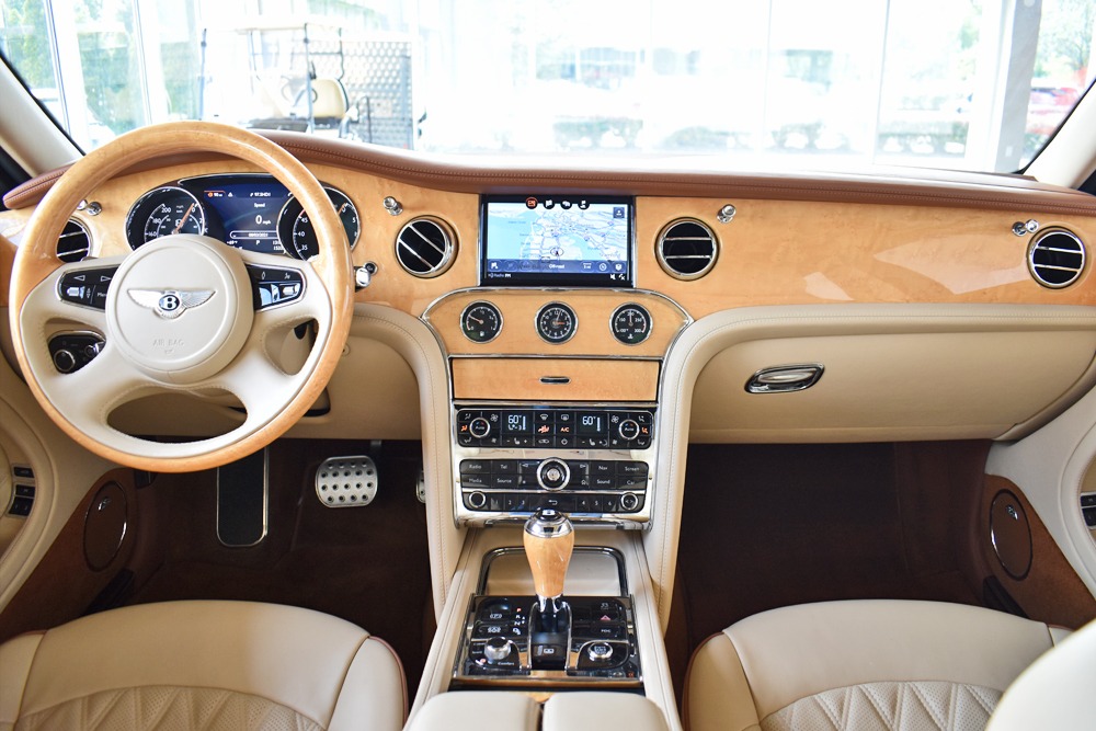 2017 Bentley Mulsanne Image 8